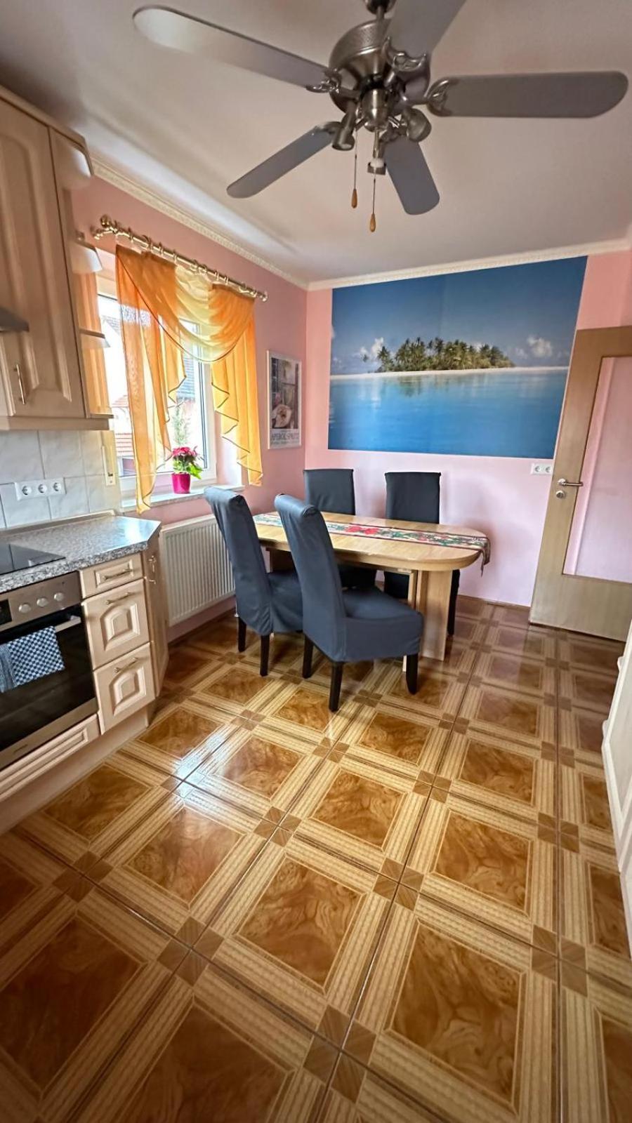 Attraktive 3 Zimmer Wohnung In Ruhiger Lage Ansbach Exterior foto